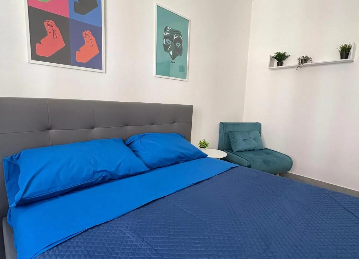 Apartment Habitat: Luxury Home Napoli Centro